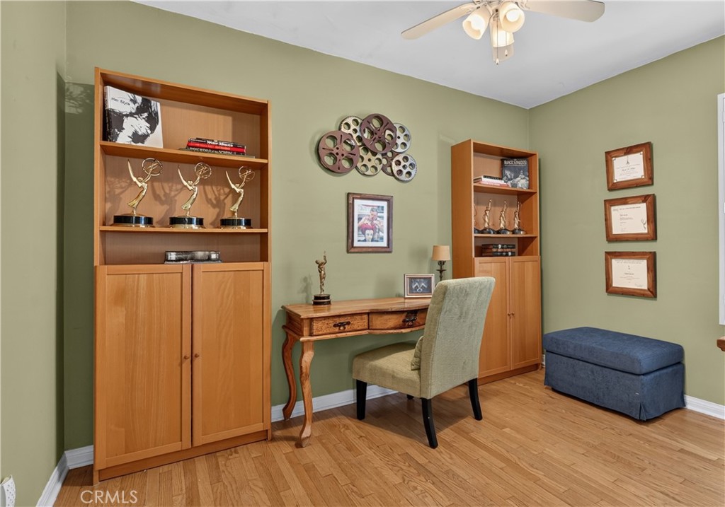 1426 N Buena Vista Property Photo 25