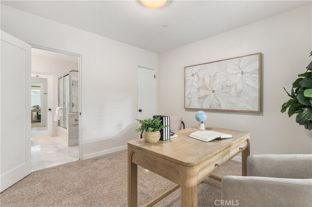 405 N Sunnyslope Avenue Property Photo 22