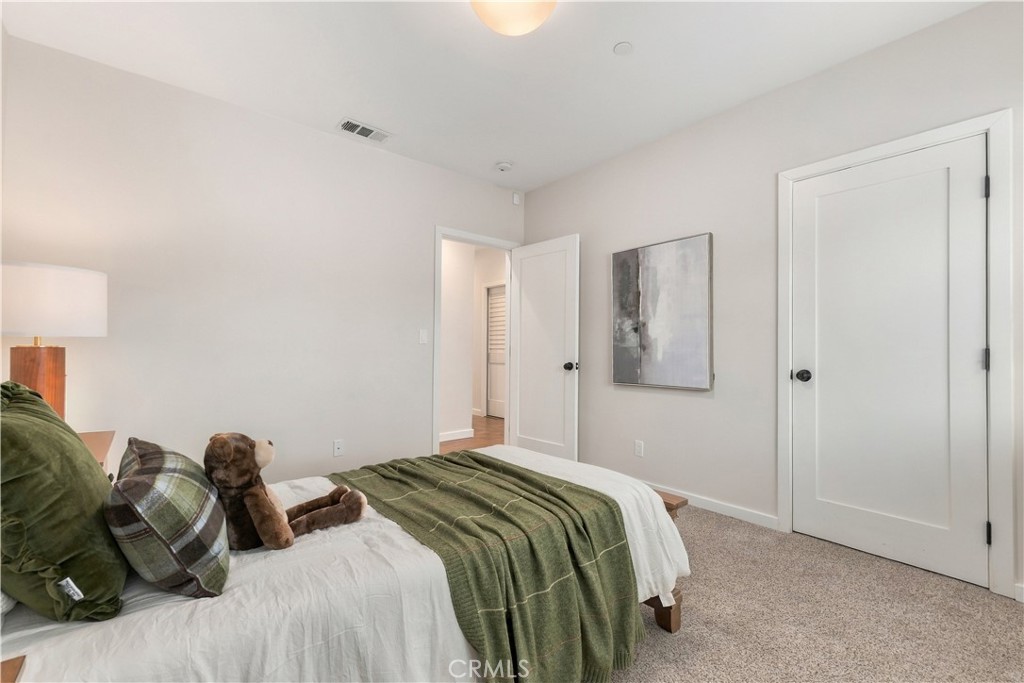 405 N Sunnyslope Avenue Property Photo 35