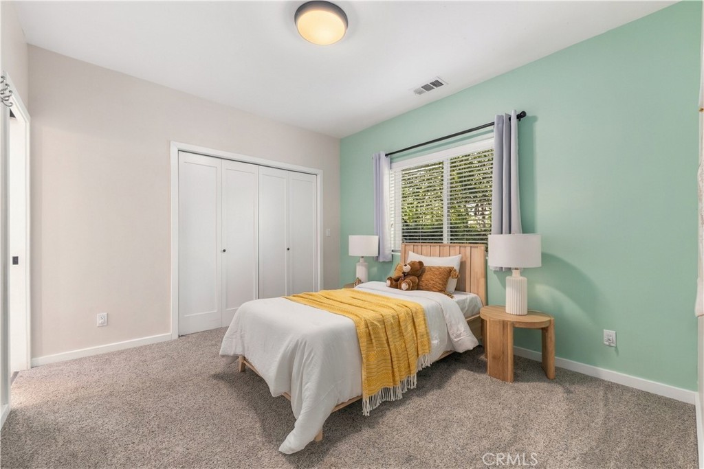 405 N Sunnyslope Avenue Property Photo 37