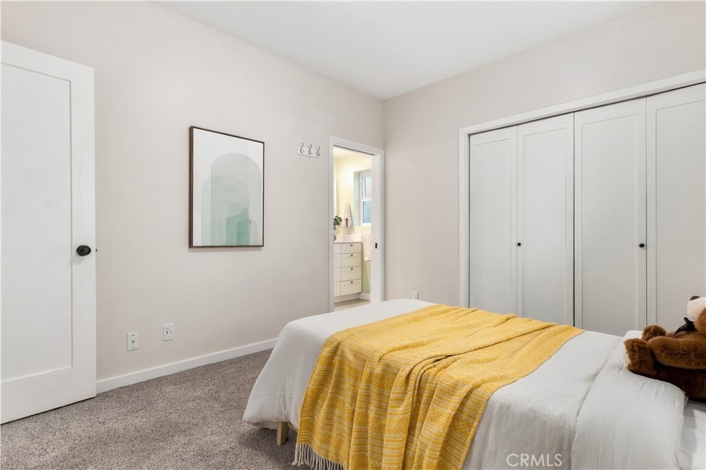 405 N Sunnyslope Avenue Property Photo 38