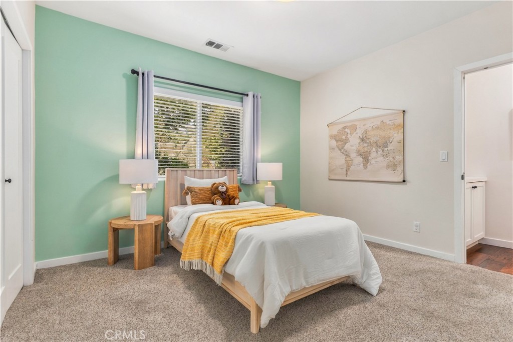 405 N Sunnyslope Avenue Property Photo 39