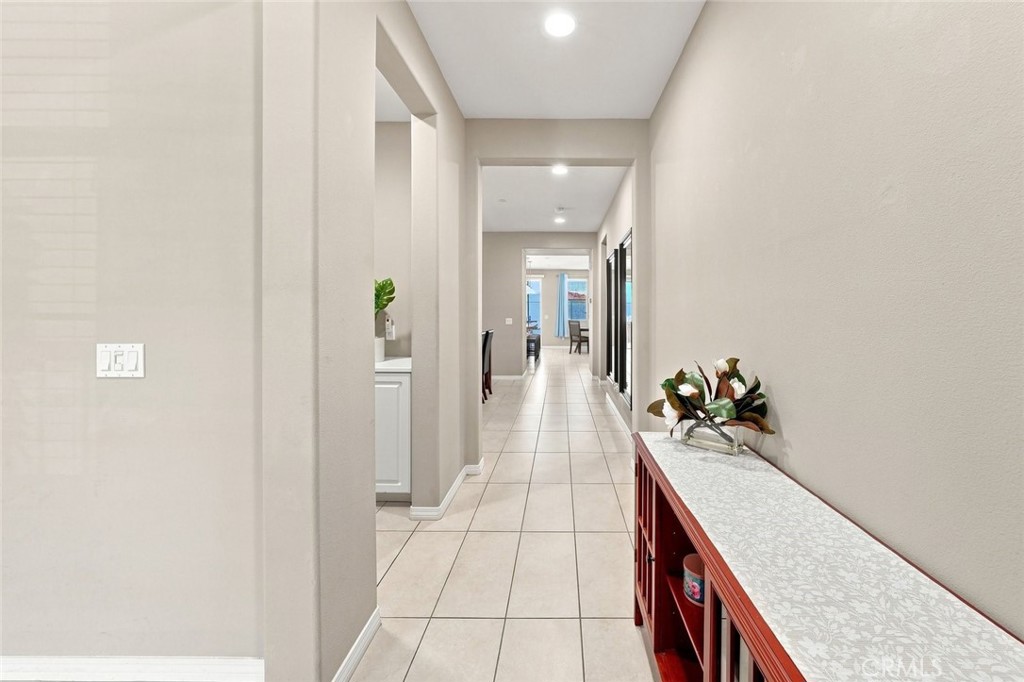 27364 Ellery Place Property Photo 4