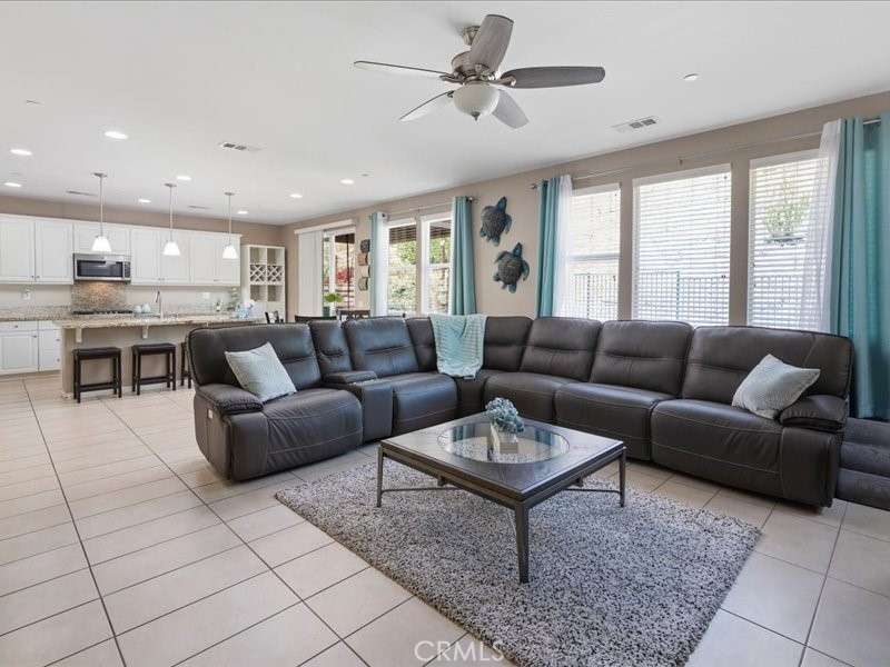 27364 Ellery Place Property Photo 8