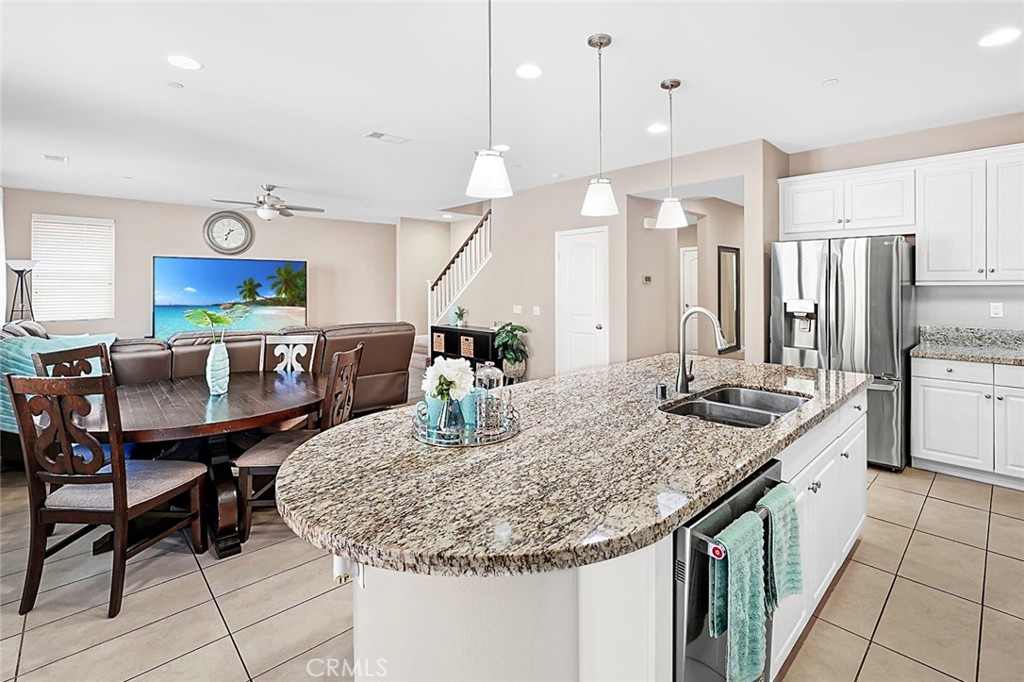 27364 Ellery Place Property Photo 11