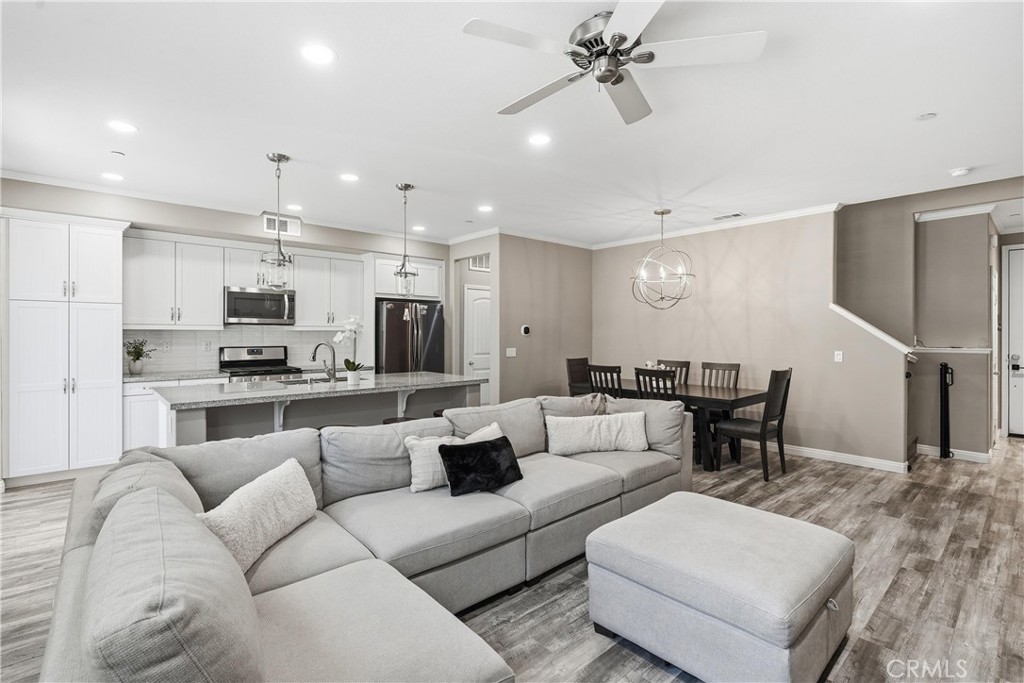 22077 Barrington Property Photo 3