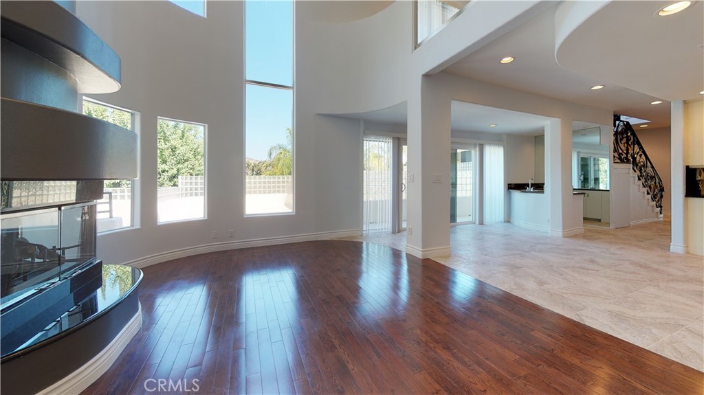 22500 N Summit Ridge Property Photo 3