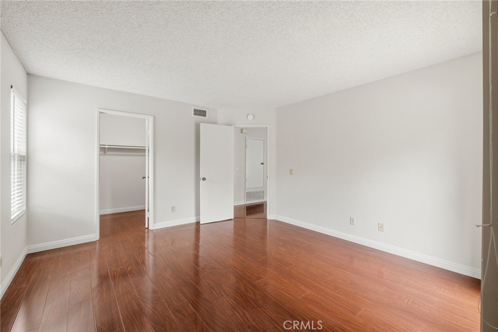 3366 Darby 436 Property Photo 24