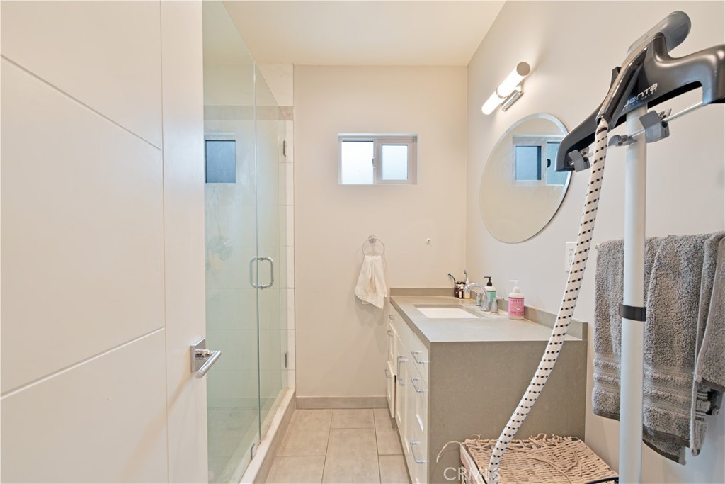 441 S Main Property Photo 6
