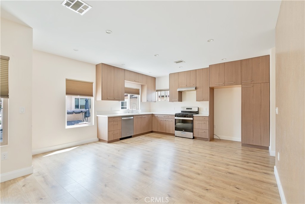 441 S Main Property Photo 26