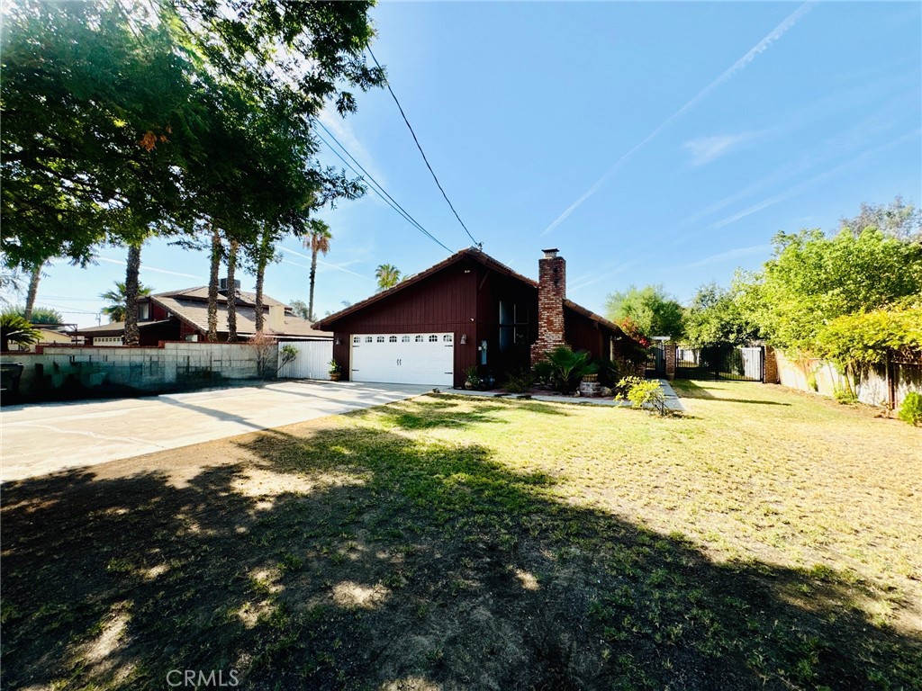 10611 Shellabarger Property Photo 4