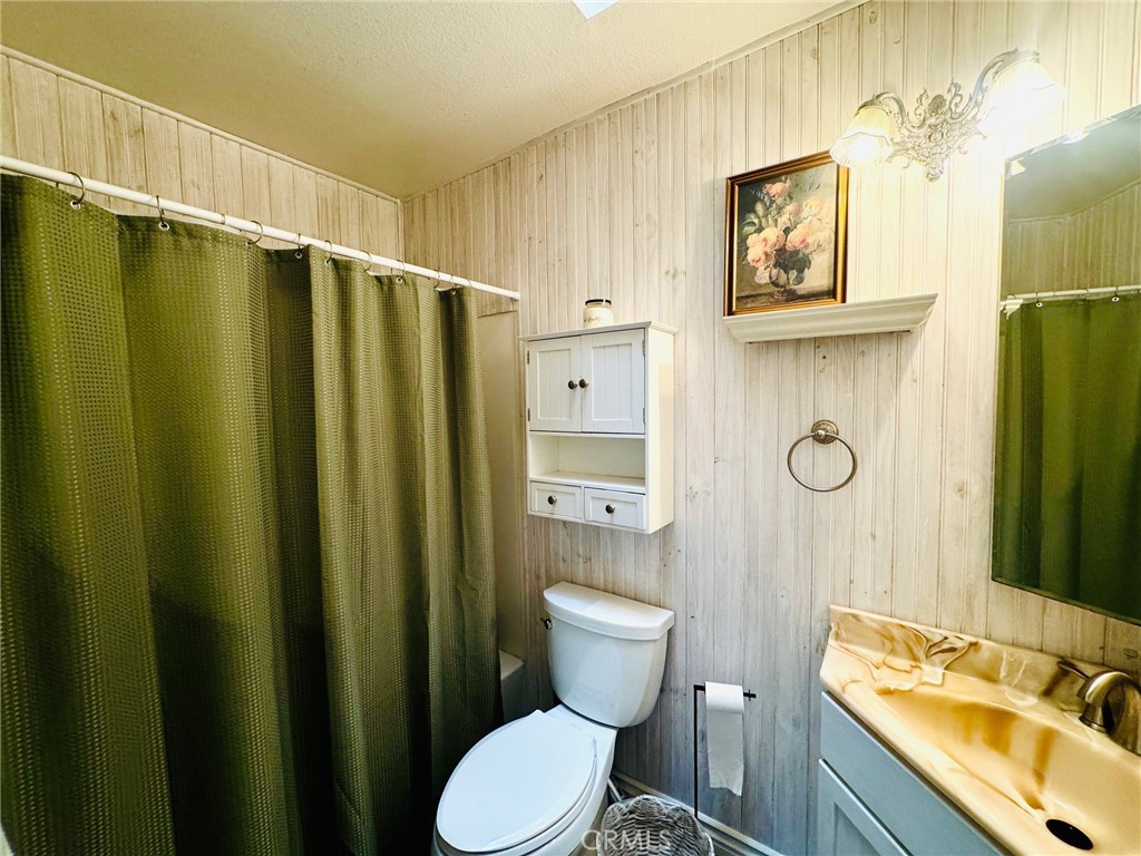 10611 Shellabarger Property Photo 24