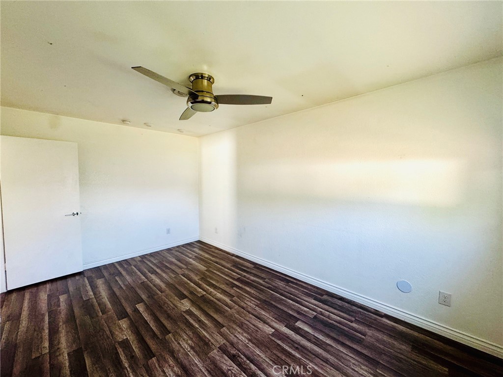 10611 Shellabarger Property Photo 28