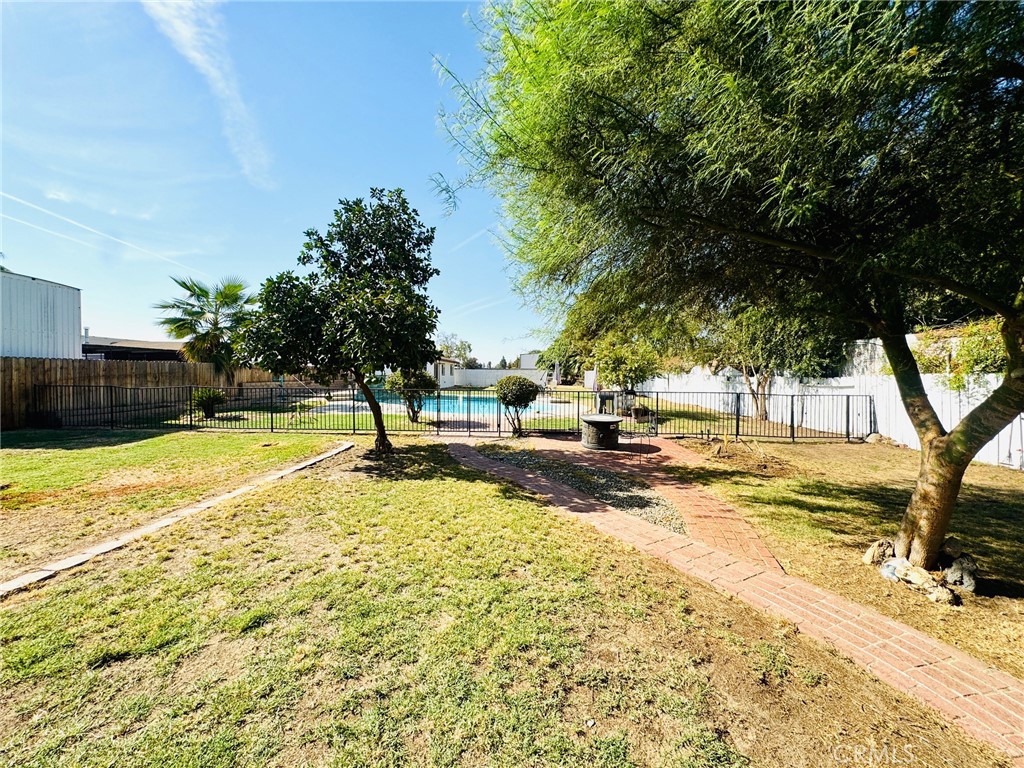 10611 Shellabarger Property Photo 38