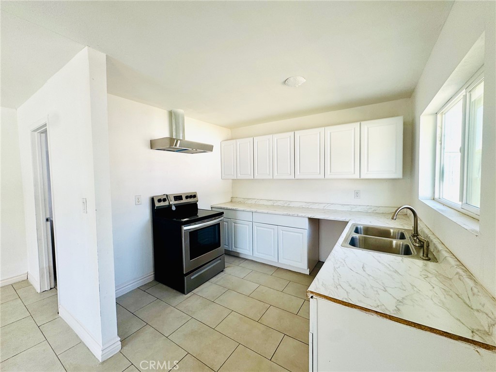 10611 Shellabarger Property Photo 45
