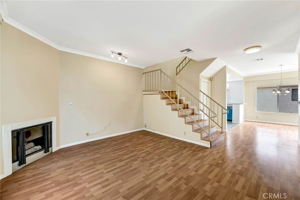 7420 Corbin Ave 8 Property Photo 4