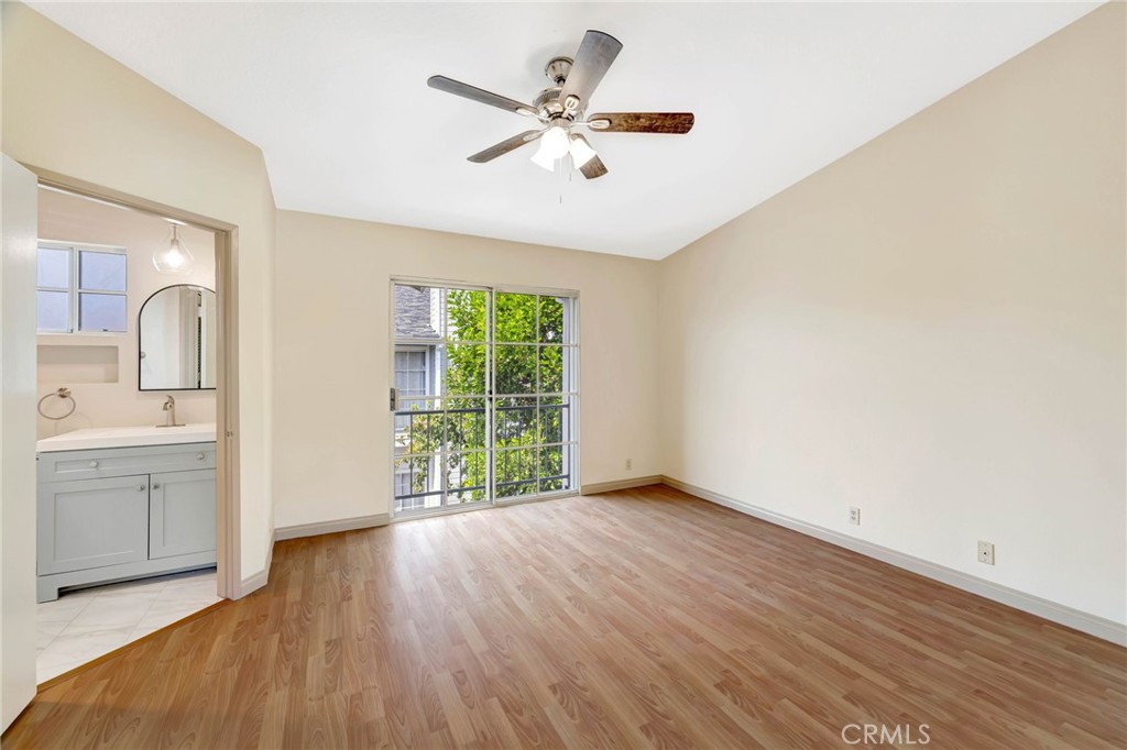7420 Corbin Ave 8 Property Photo 16
