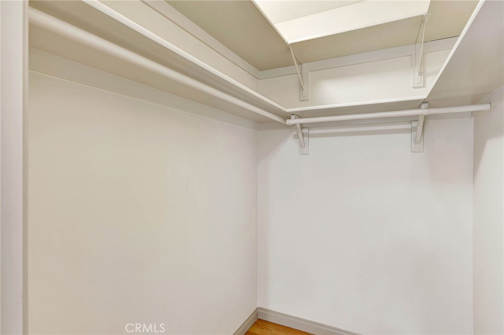 7420 Corbin Ave 8 Property Photo 20