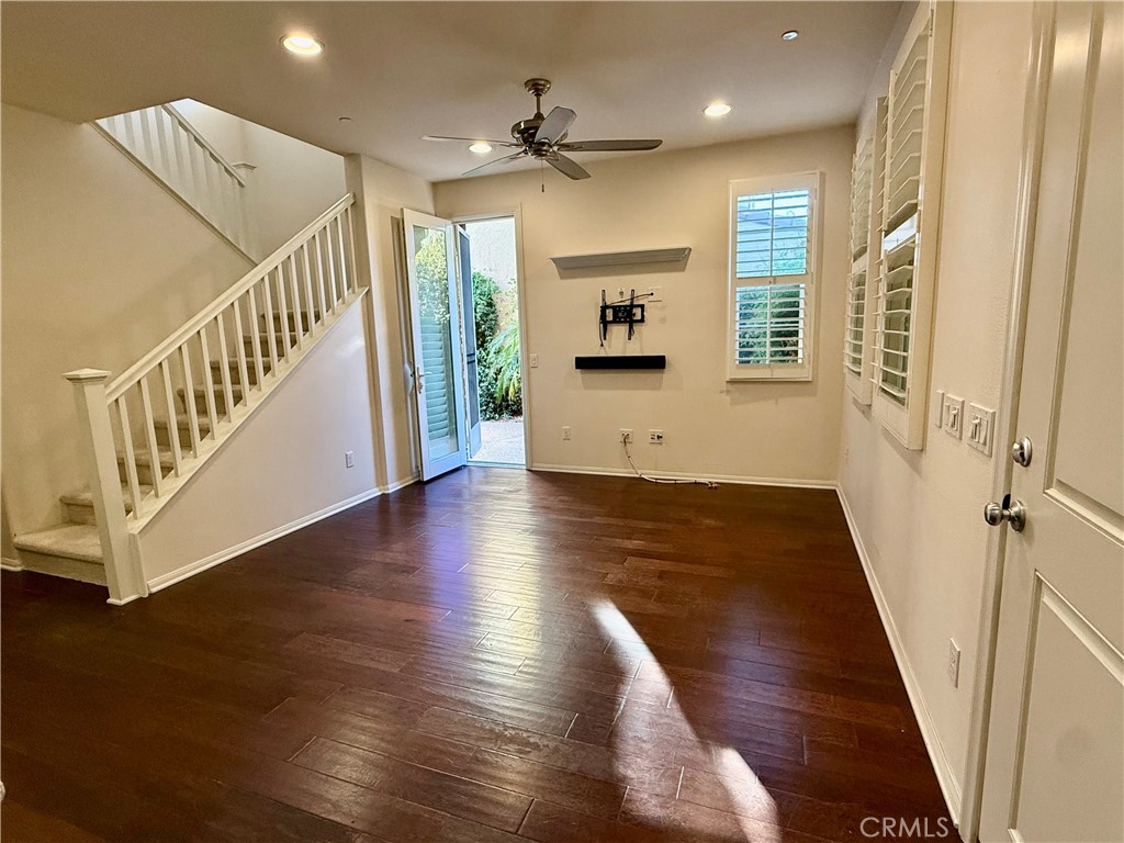 2937 Palmera Lane Property Photo 2