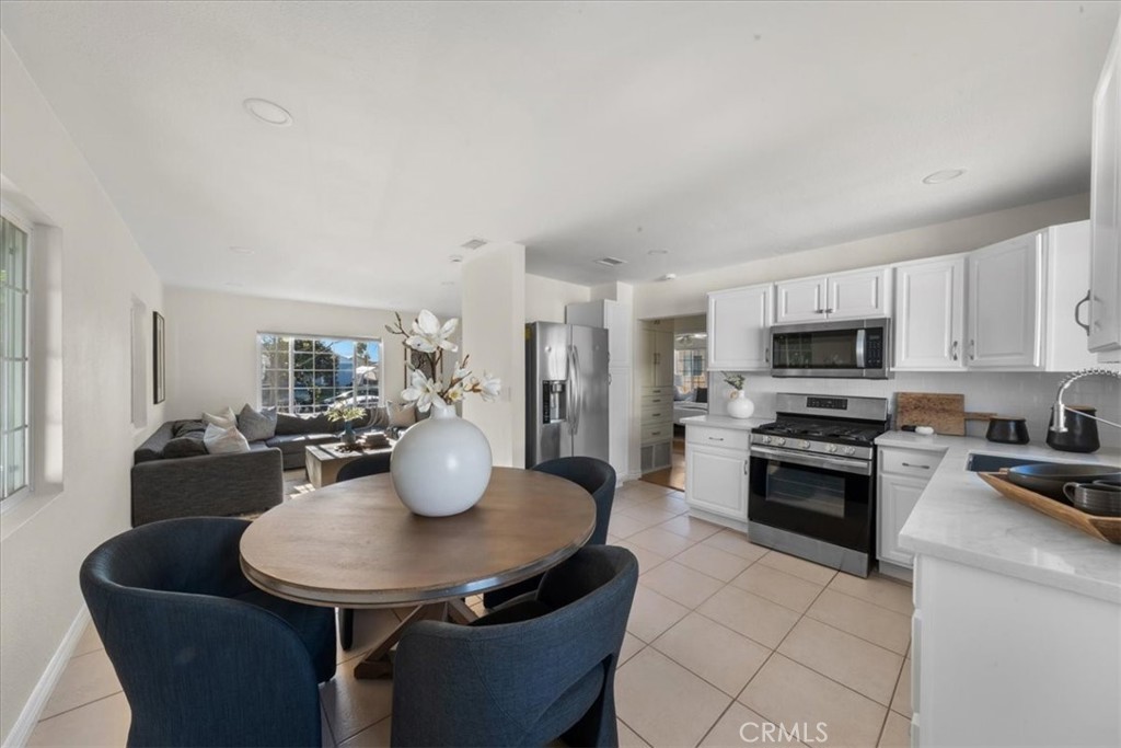 15512 Ermanita Property Photo 7