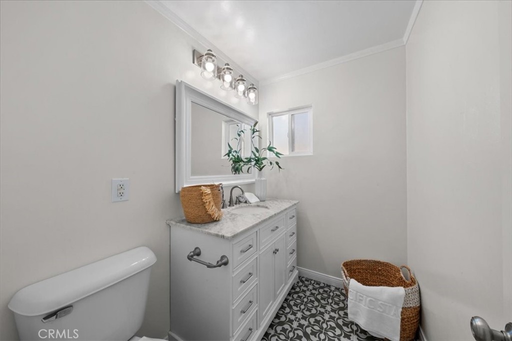 15512 Ermanita Property Photo 13