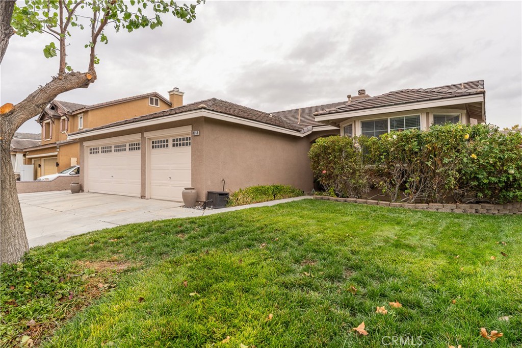 4659 W Ave J4 Property Photo 2