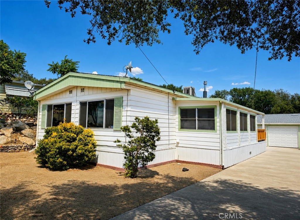 36 Bristlecone Drive Property Photo 2