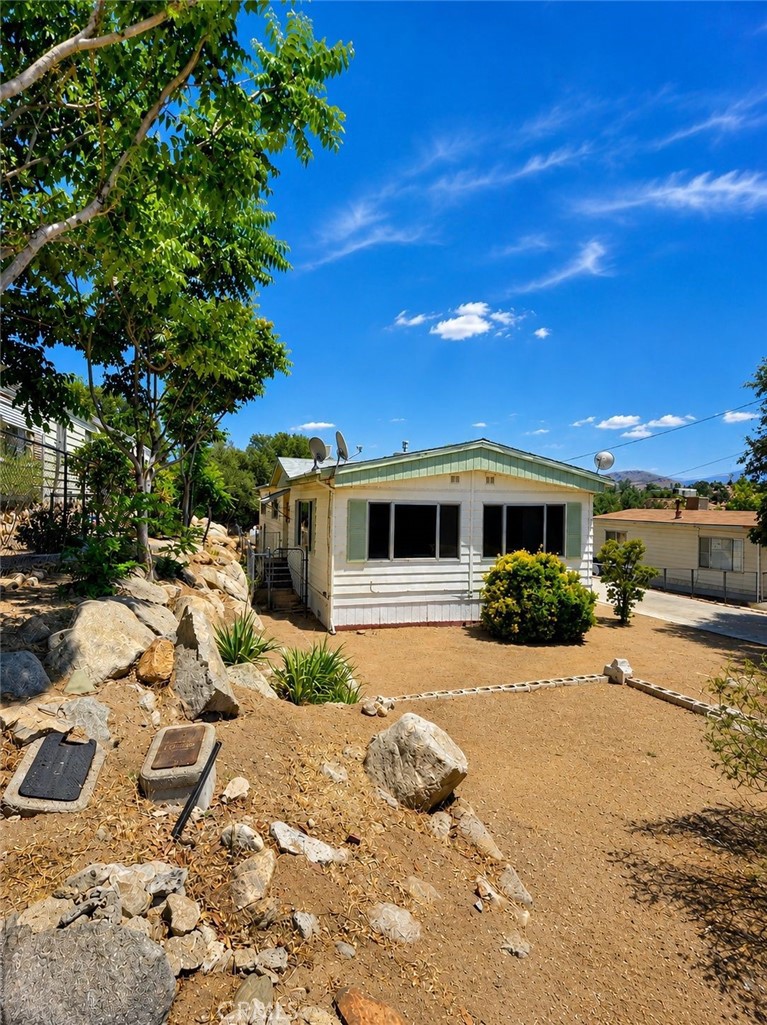 36 Bristlecone Drive Property Photo 4