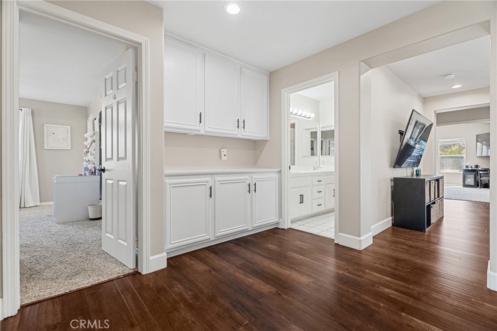 25745 Wallace Place Property Photo 25