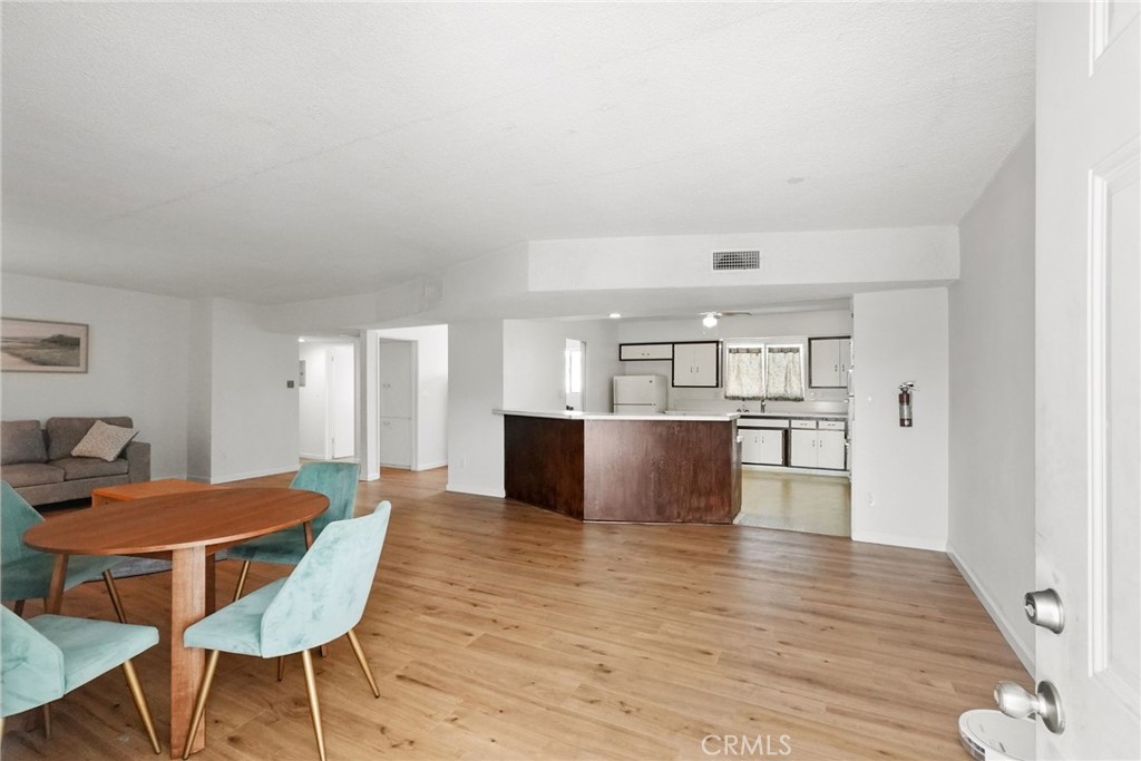 19621 Ventura Boulevard Property Photo 42