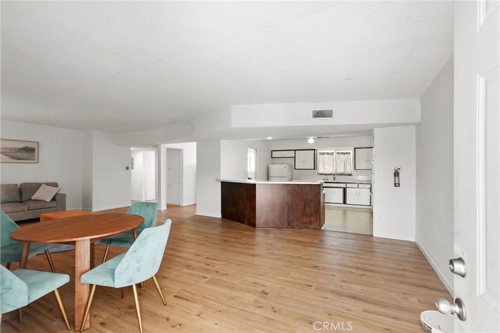19621 Ventura Boulevard Property Photo 43