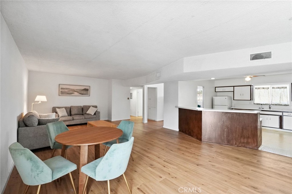19621 Ventura Boulevard Property Photo 43