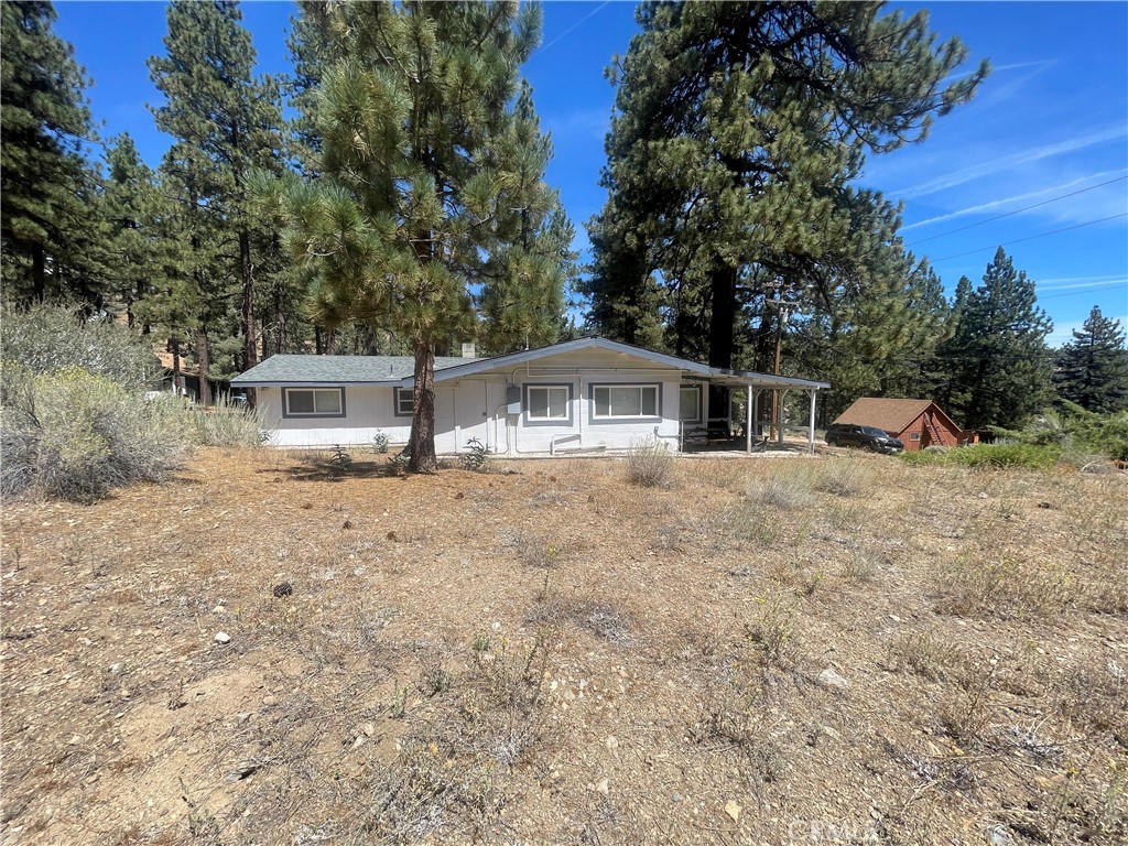 1753 Pineridge Property Photo 30