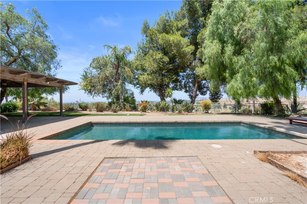 11064 Mcbroom Property Photo 1