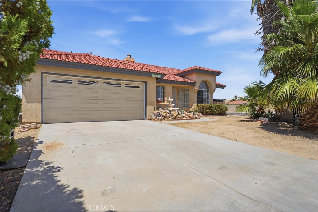 3581 Fernwood Property Photo 1