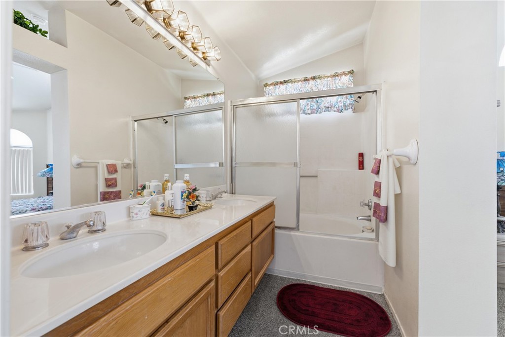 3581 Fernwood Property Photo 14