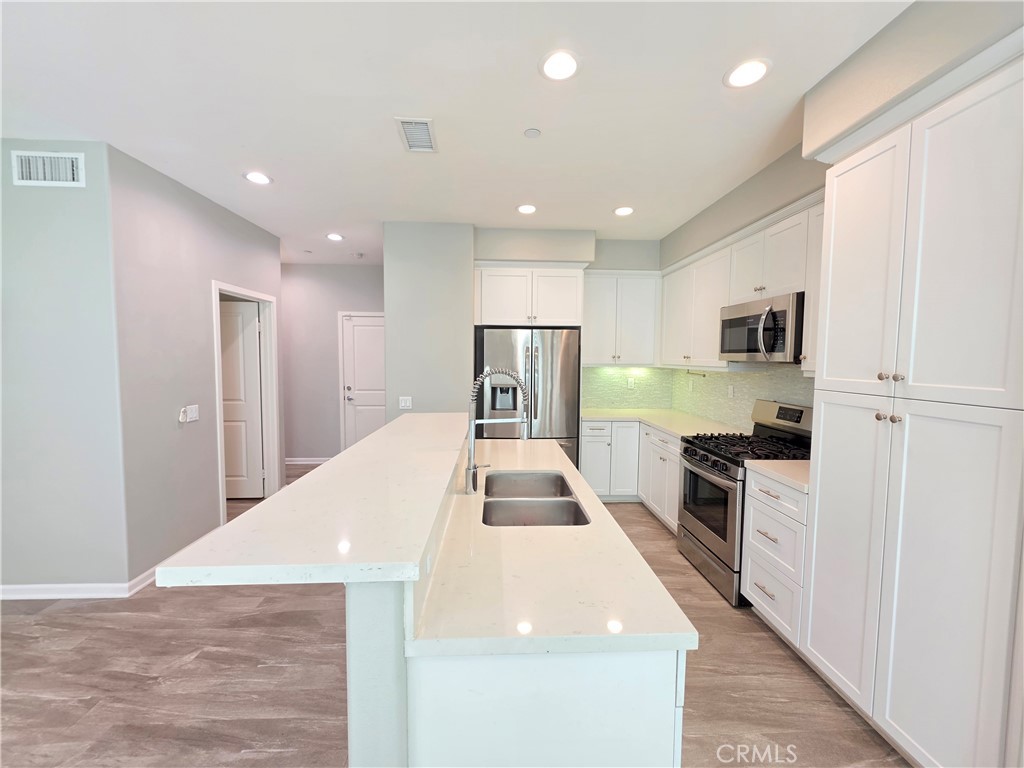 14910 W Castille Property Photo 4