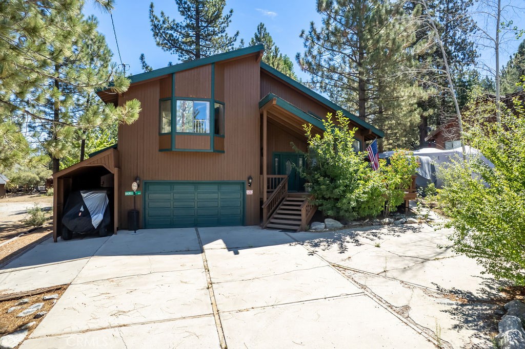 2312 Birchwood Property Photo 1