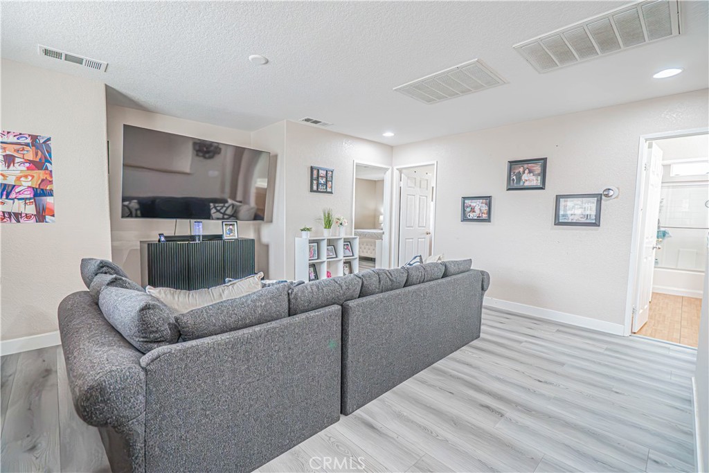 45313 Robinson Drive Property Photo 28
