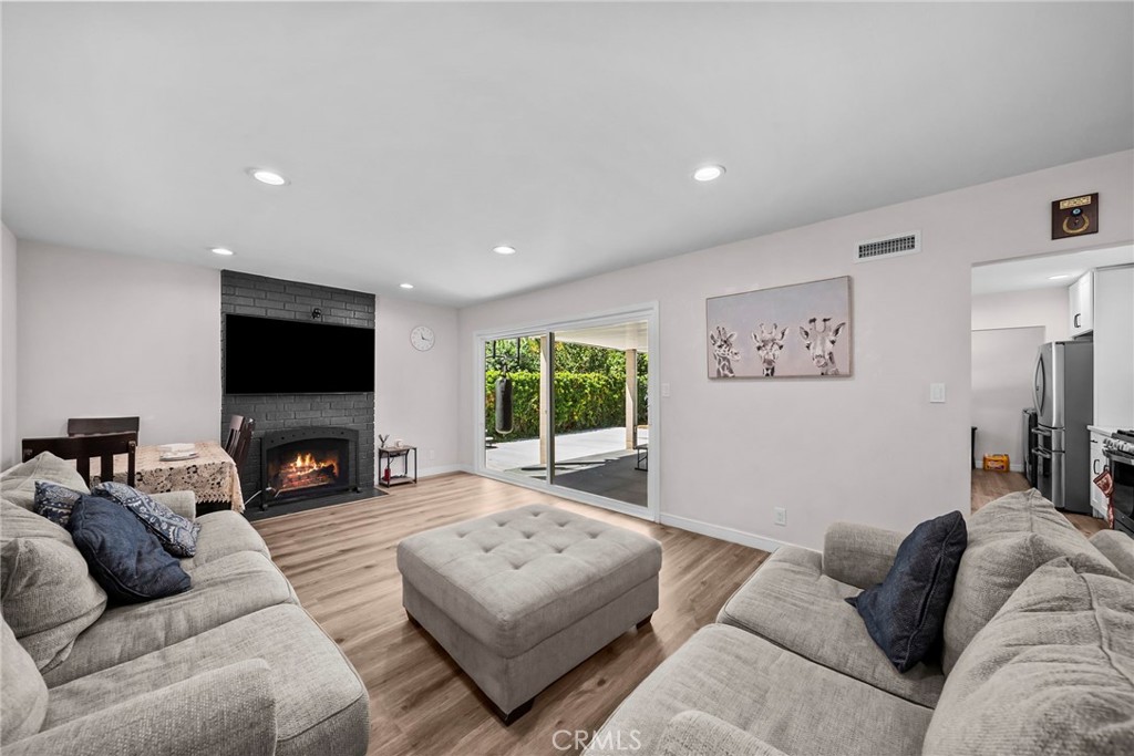 8043 Sunnybrae Property Photo 8
