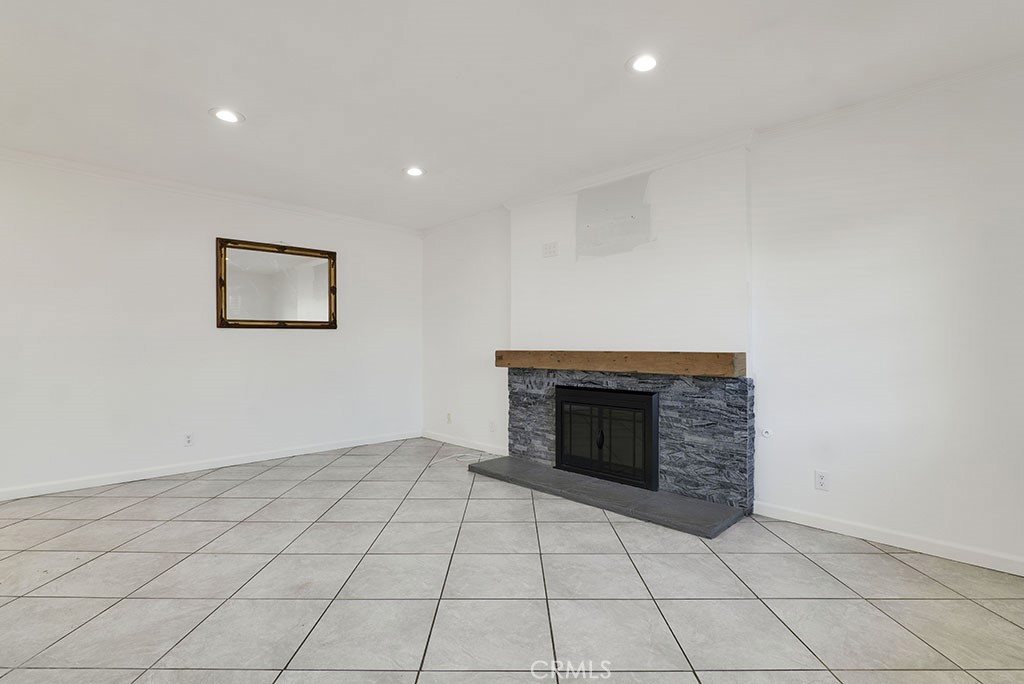 1108 E Lancaster Property Photo 15