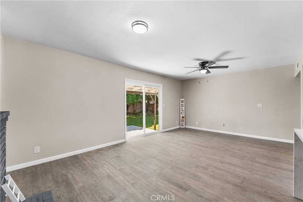 1438 W Ivyton Street Property Photo 9