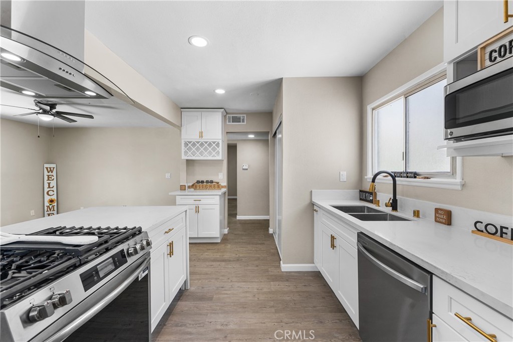 1438 W Ivyton Street Property Photo 15