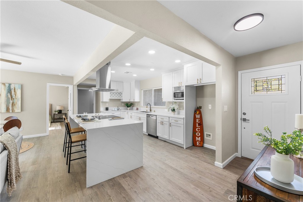 38750 Sage Tree Street Property Photo 8
