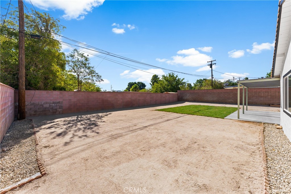 38750 Sage Tree Street Property Photo 32