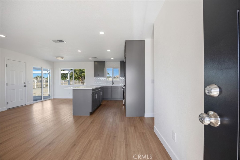 38997 164th E Property Photo 3