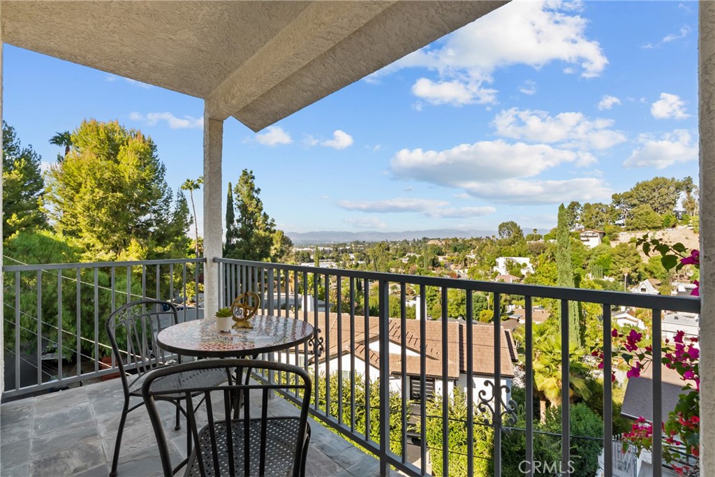 5271 Elvira Property Photo 5