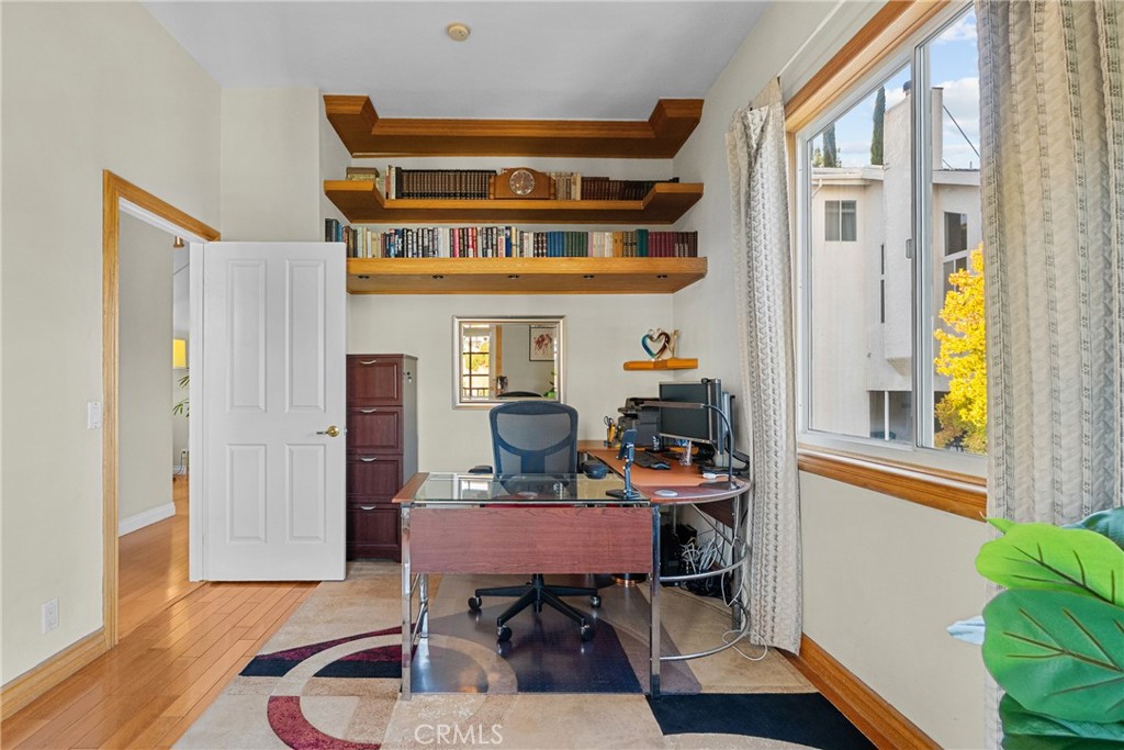 5271 Elvira Property Photo 17