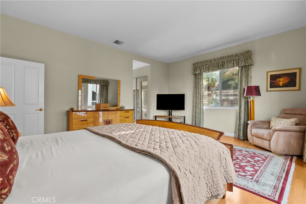 5271 Elvira Property Photo 23