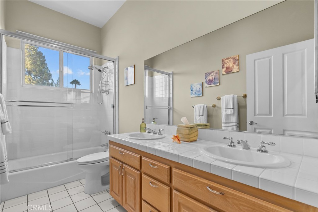 5271 Elvira Property Photo 31